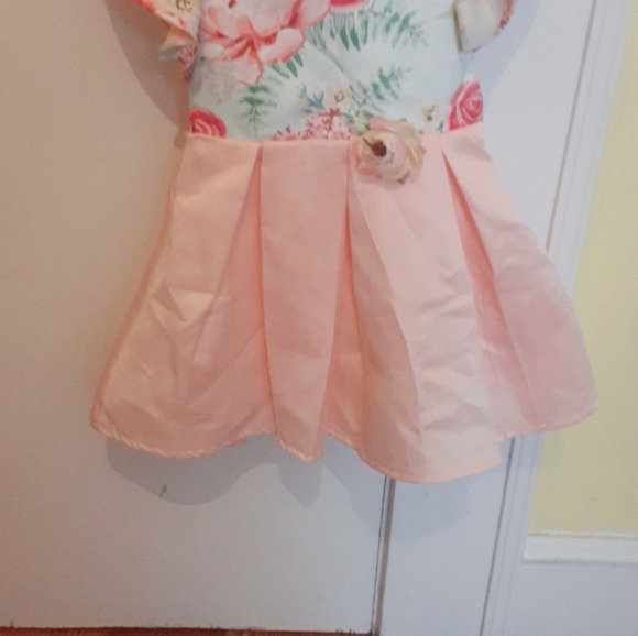 Dress - Picture 2 of 3